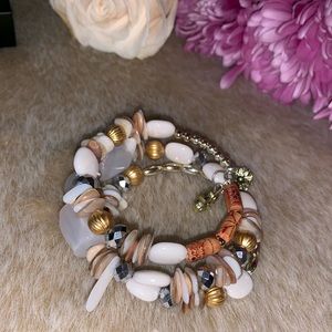 Summer bracelet with shells and stone